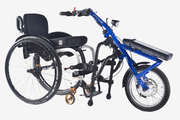 Rolstoel met Empulse Attitude power handbike